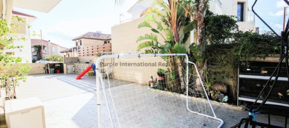 4 bedrooms Villa in Tersefanou, Cyprus No. 991 2