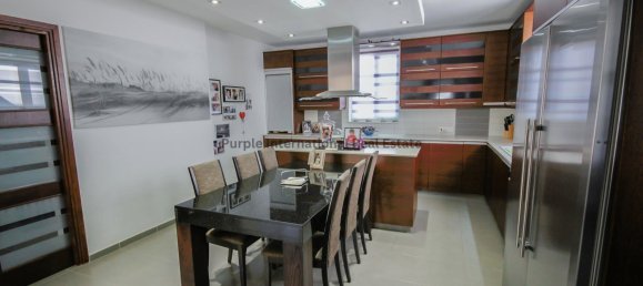 4 bedrooms Villa in Tersefanou, Cyprus No. 991 14