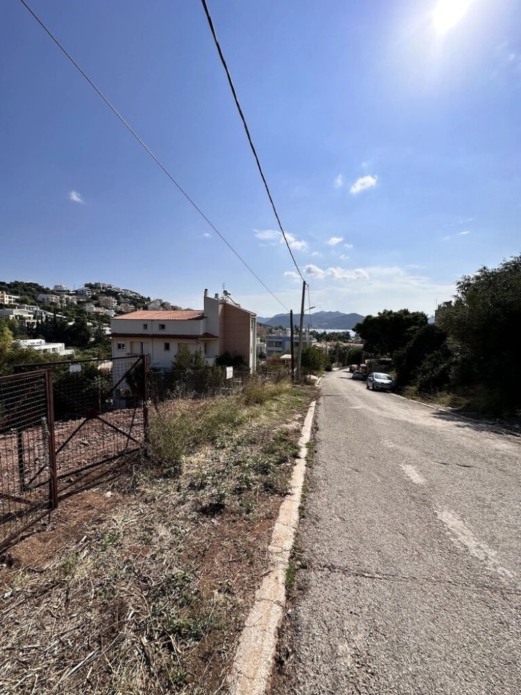 Grundstück in Anavyssos, Greece 1300m², Nr. 93843