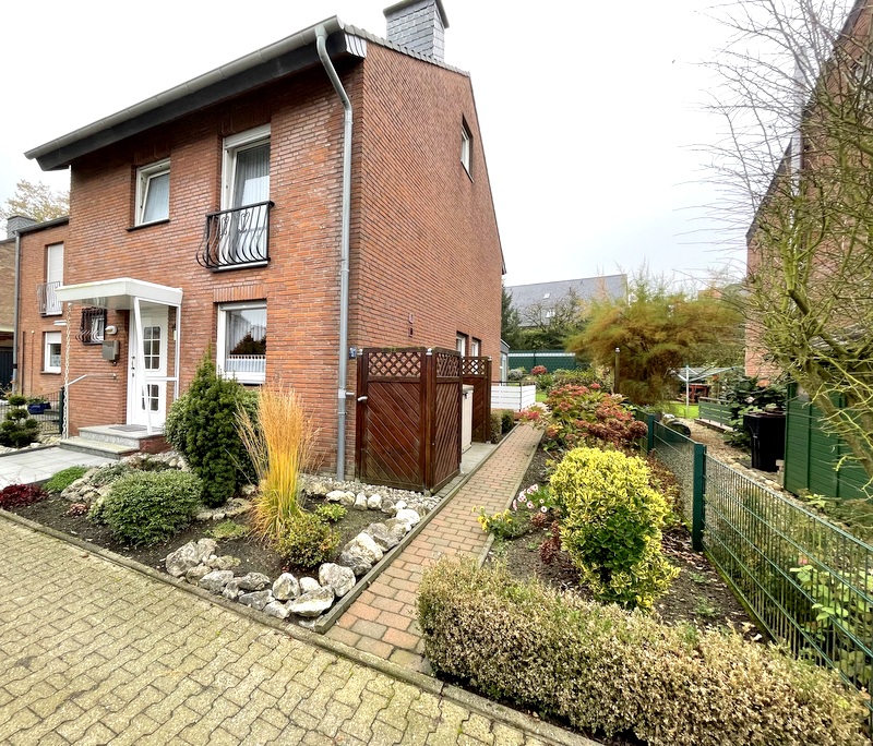 3 bedrooms Townhouse in Steinfurt, Germany No. 133813