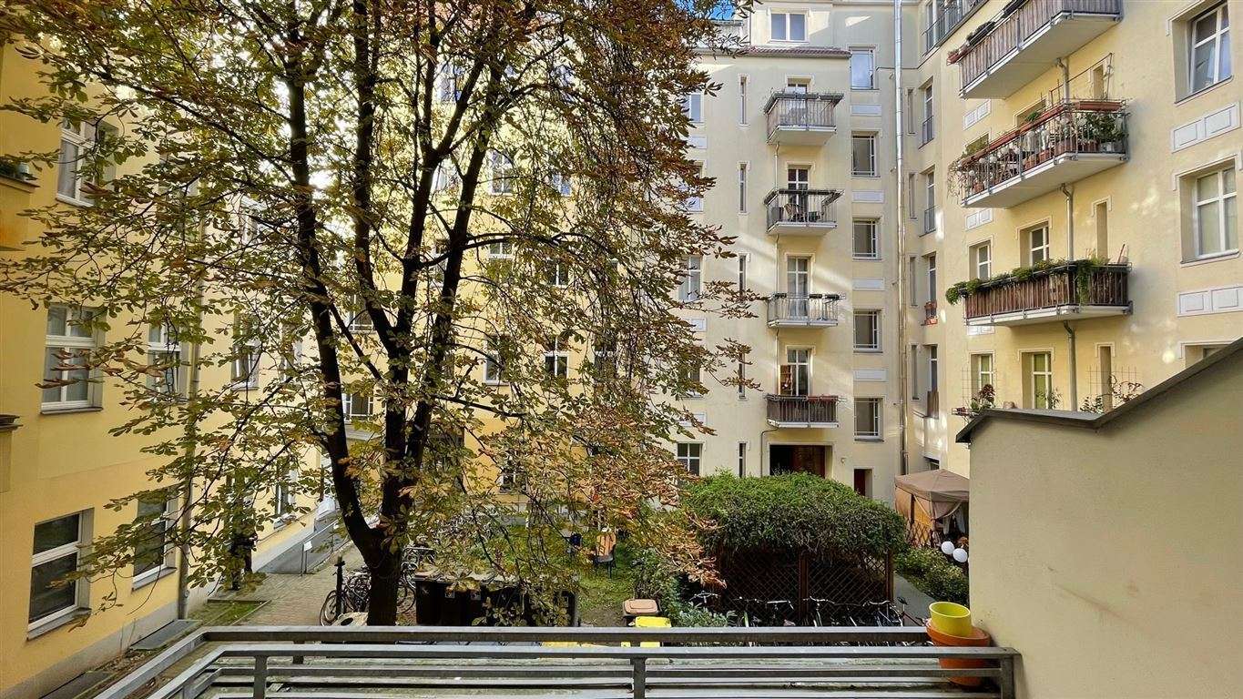 Квартира с 2 спальнями в Фридрихсхайн, Германия № 38600