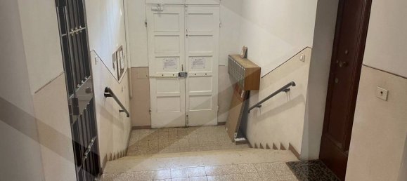 4-Zimmer Wohnung in Bologna, Italy, Nr. 18863 7