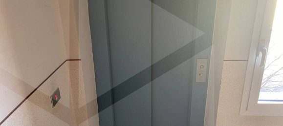 4-Zimmer Wohnung in Bologna, Italy, Nr. 18863 10