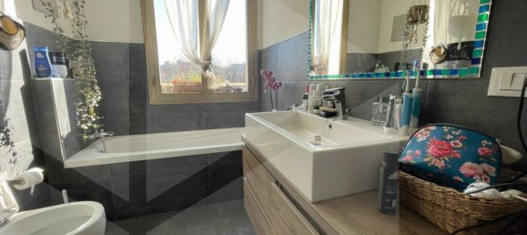 4-Zimmer Wohnung in Bologna, Italy, Nr. 18863 30