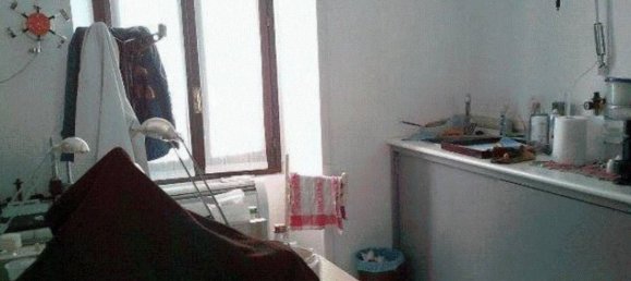 Propriété commerciale à Busto Arsizio, Italy 398m² No. 360947 6