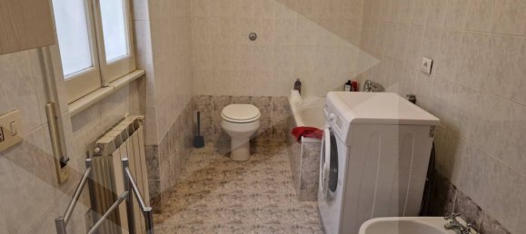 Квартира с 5 комнатами в Чампино, Италия № 19190 40