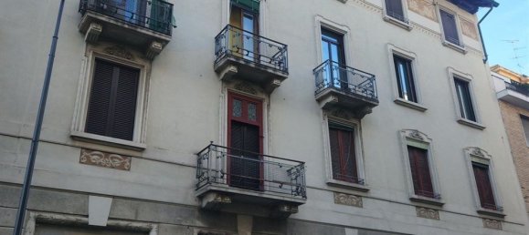 2 bedrooms Apartment in Milan, Italy No. 357813 2