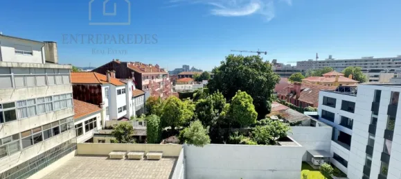 3 bedrooms Apartment in Porto, Portugal No. 104929 6