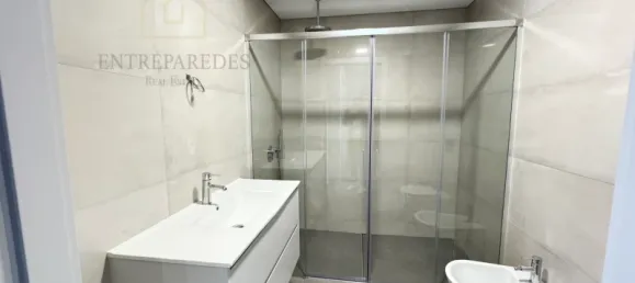 3 bedrooms Apartment in Porto, Portugal No. 104929 20