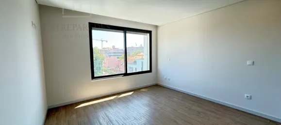 3 bedrooms Apartment in Porto, Portugal No. 104929 22