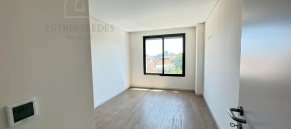 3 bedrooms Apartment in Porto, Portugal No. 104929 16