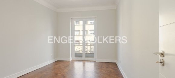 3 bedrooms Apartment in Lisbon, Portugal No. 13051 15