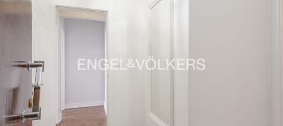 3 bedrooms Apartment in Lisbon, Portugal No. 13051 9