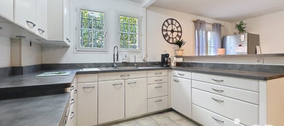 4 Schlafzimmer Haus in Roquebrune-sur-Argens, France, Nr. 287857 7