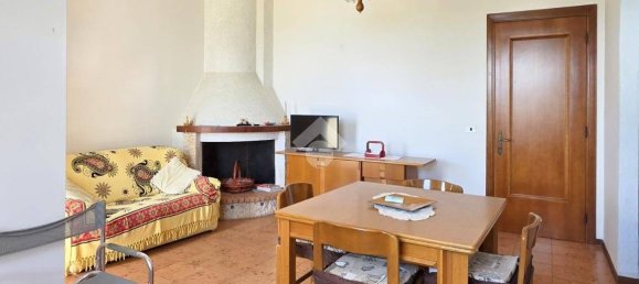 3 bedrooms Apartment in Silvi, Italy No. 259256 3