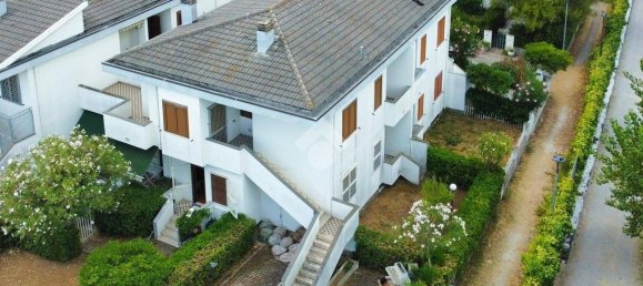 3 bedrooms Apartment in Silvi, Italy No. 259256 18