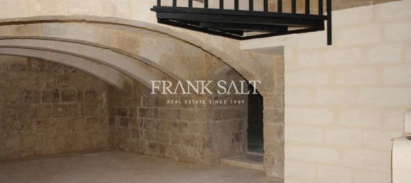 Cafe / restaurant in Mdina, Malta No. 12612 2