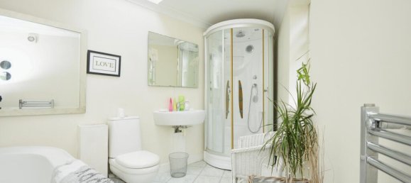 5 bedrooms House in Beckenham, United Kingdom No. 1228 11