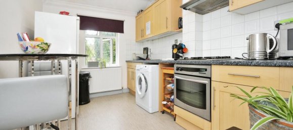 5 bedrooms House in Beckenham, United Kingdom No. 1228 2