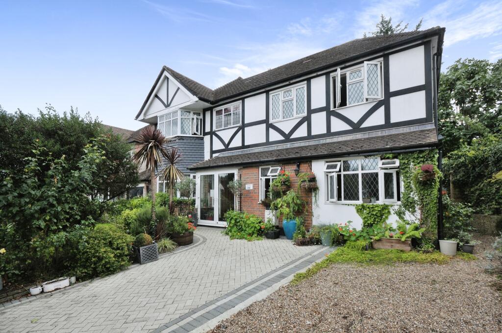 5 bedrooms House in Beckenham, United Kingdom No. 1228