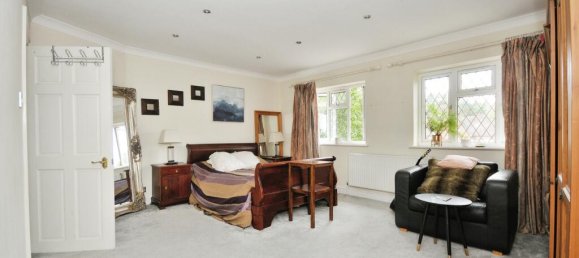 5 bedrooms House in Beckenham, United Kingdom No. 1228 10