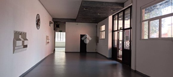 450m² Commercial property in Caronno Pertusella, Italy No. 262511 5