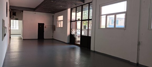 450m² Commercial property in Caronno Pertusella, Italy No. 262511 21