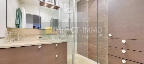 2 bedrooms Apartment in Puteaux, France No. 118070 6