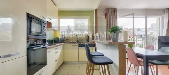 2 bedrooms Apartment in Puteaux, France No. 118070 2