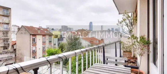 2 bedrooms Apartment in Puteaux, France No. 118070 7