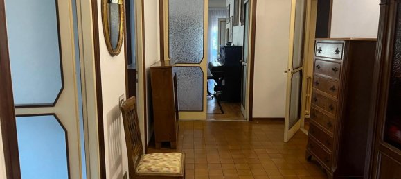 6 rooms Apartment in Rome, Italy No. 9278 6