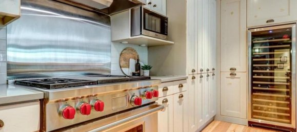 3 bedrooms Condo in British Columbia, Canada No. 1129 8