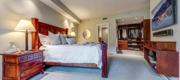 3 bedrooms Condo in British Columbia, Canada No. 1129 11