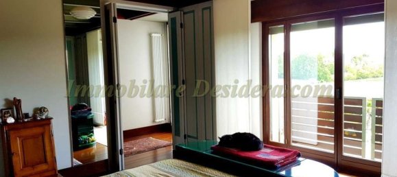 7 rooms Villa in Suno, Italy No. 65710 9