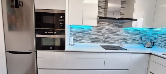 3 bedrooms Villa in Estepona, Spain No. 77094 10