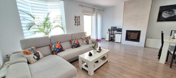 3 bedrooms Villa in Estepona, Spain No. 77094 7
