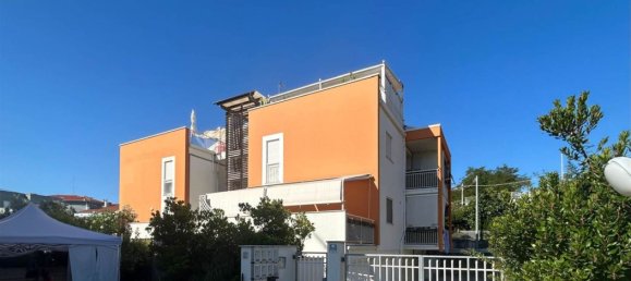 Ático de 3 habitaciónes en San Vito Chietino, Italy No. 268733 40
