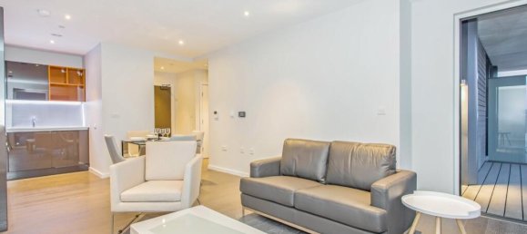 1 bedroom Apartment in Stratford, United Kingdom No. 4195 2
