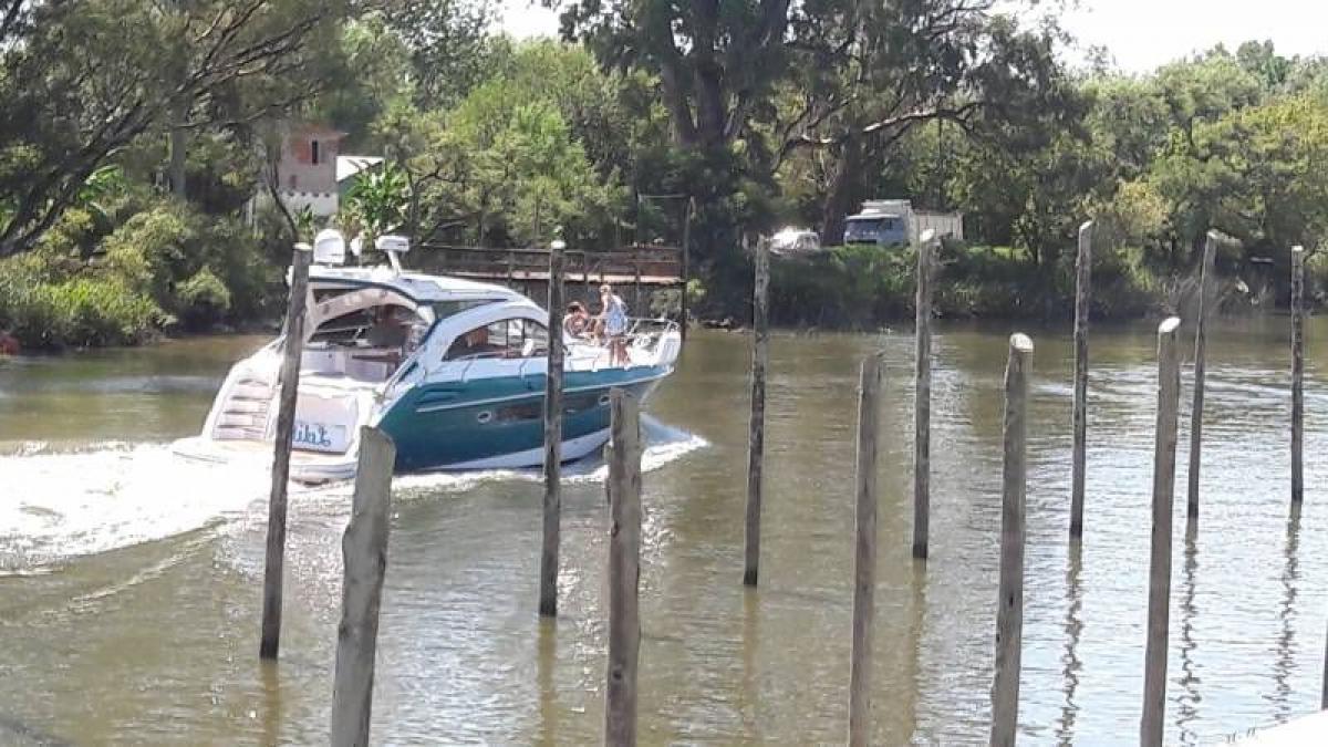 Terreno en Tigre, Argentina No. 32142