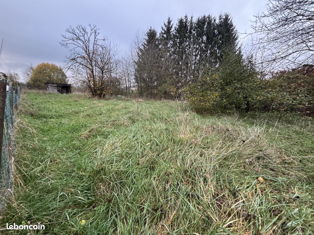 Terreno en Bouzonville, France 1977 m² No. 153497
