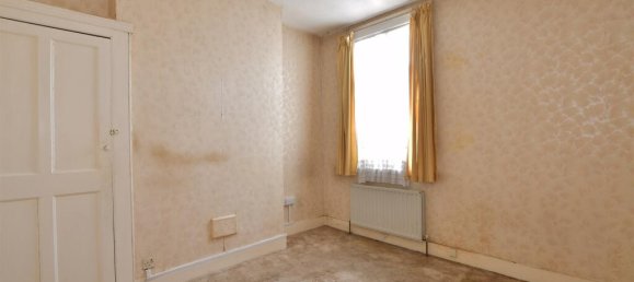 2 bedrooms Apartment in Walthamstow, United Kingdom No. 4029 4