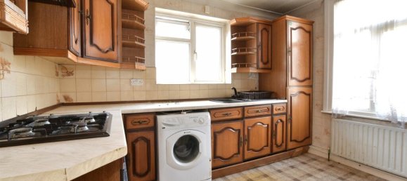 2 bedrooms Apartment in Walthamstow, United Kingdom No. 4029 3