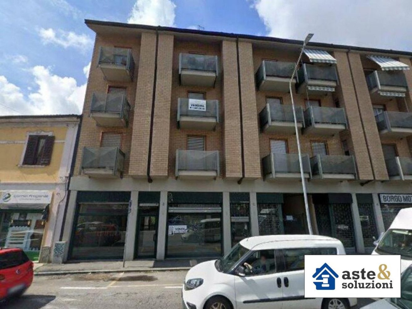 150m² Commercial property in Moncalieri, Italy No. 378013