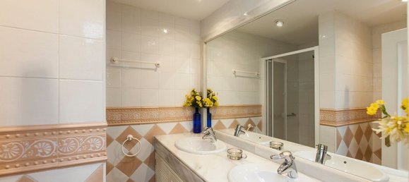 2 bedrooms Apartment in Marbella, Spain No. 135645 19