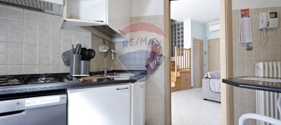 5 rooms Villa in Monza, Italy No. 286170 18