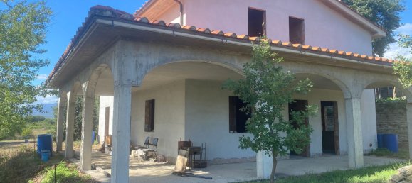 Casa de 10 habitaciónes en Arezzo, Italy No. 52103 2