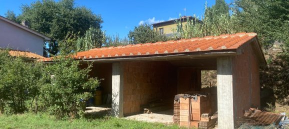 Casa de 10 habitaciónes en Arezzo, Italy No. 52103 9