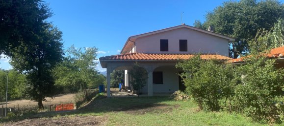 Casa de 10 habitaciónes en Arezzo, Italy No. 52103 8