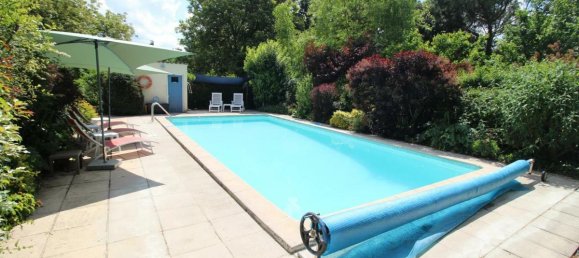 Дом с 8 спальнями в Агри, Франция № 95907 2