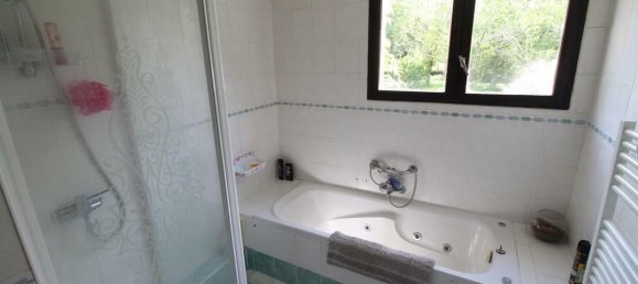 Дом с 8 спальнями в Агри, Франция № 95907 8